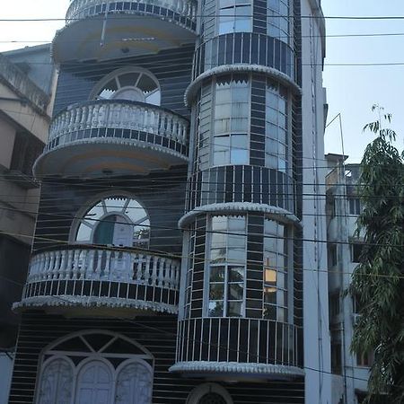 New Hotel White Palace Calcutta Extérieur photo