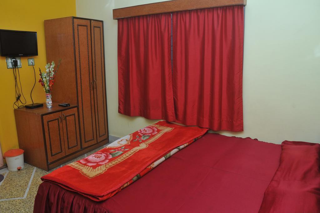 New Hotel White Palace Calcutta Extérieur photo